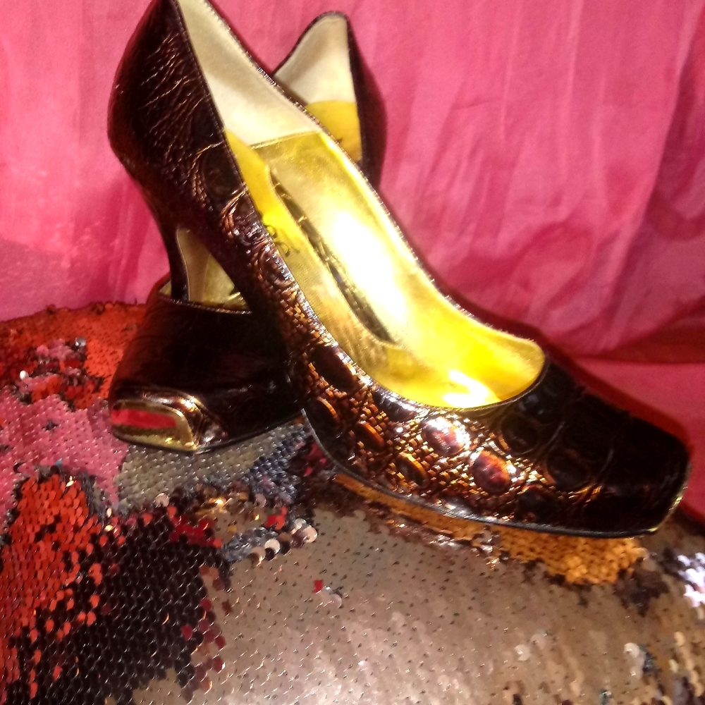 Heels 👠 - Picture 2 of 2